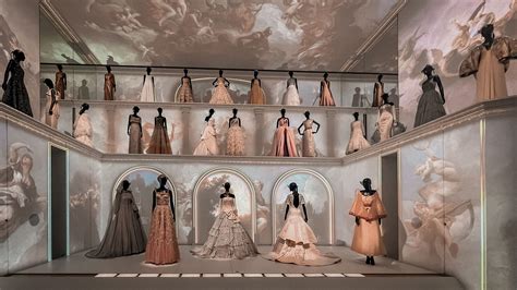 exposition dior paris 2021|la galerie dior history.